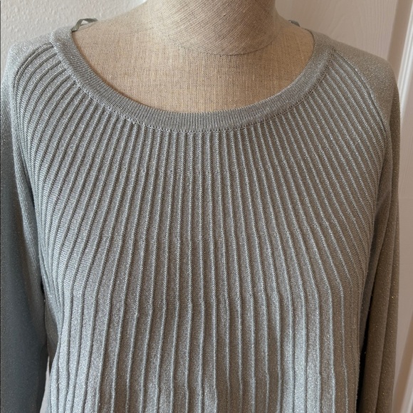 Alfani shimmer a& shine top size XL - Picture 2 of 3